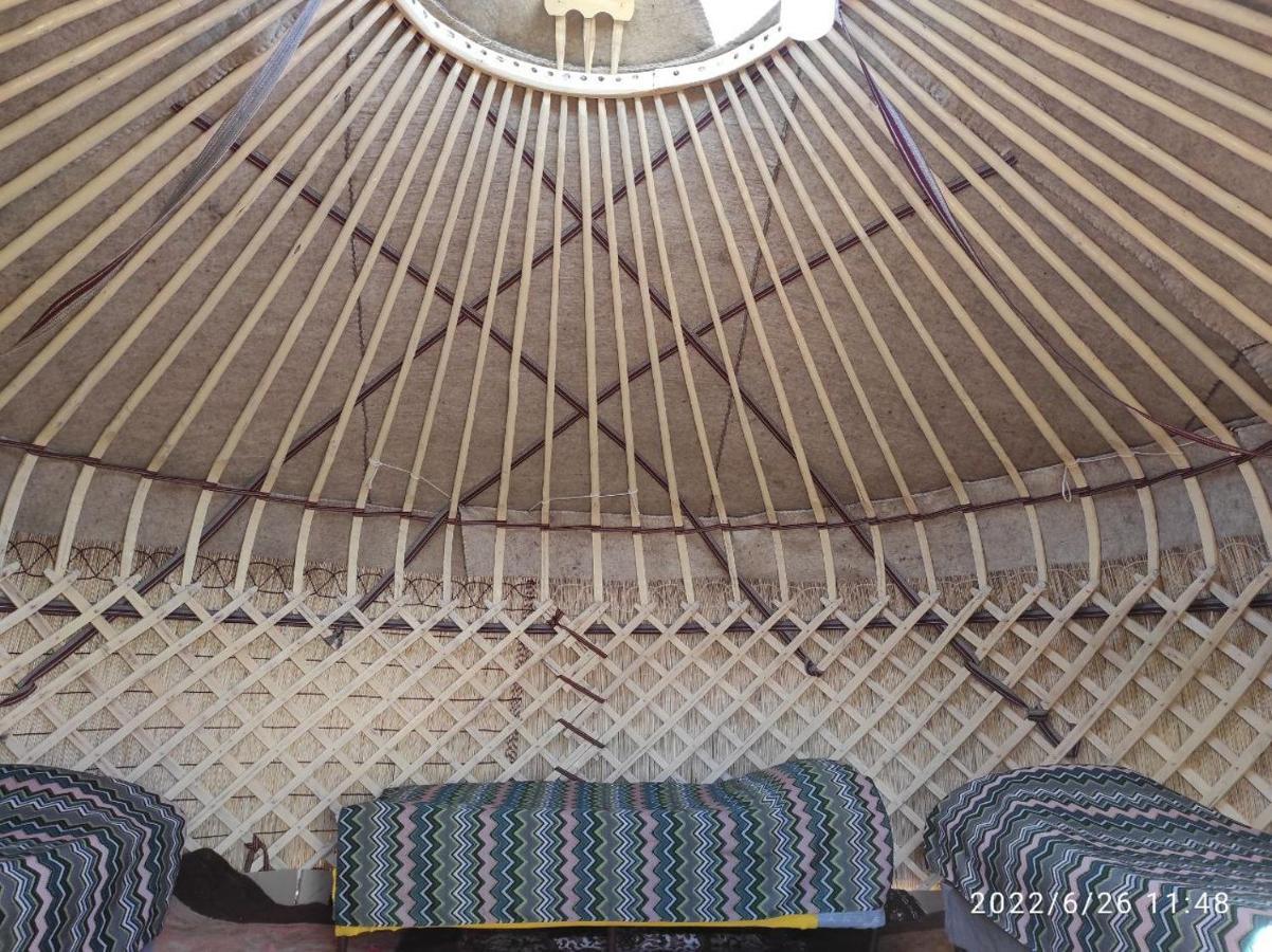 Guest House And Yurt Camp "Ailuu" Tong Dış mekan fotoğraf