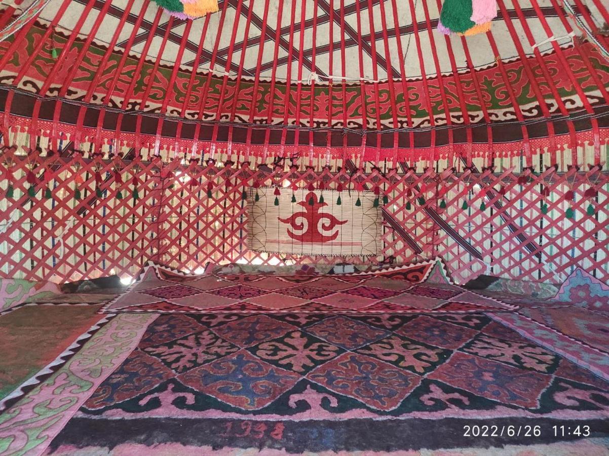Guest House And Yurt Camp "Ailuu" Tong Dış mekan fotoğraf